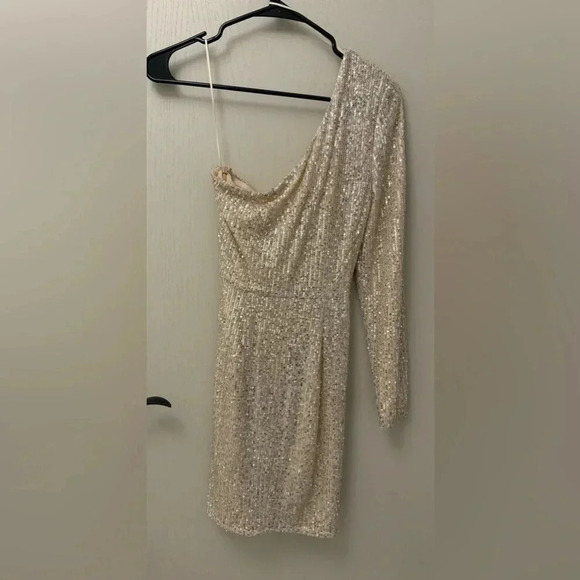 Meshki Silver Sequin One Shoulder Mini Dress NWT Asymmetrical Party Dress XXS - Picture 9 of 12